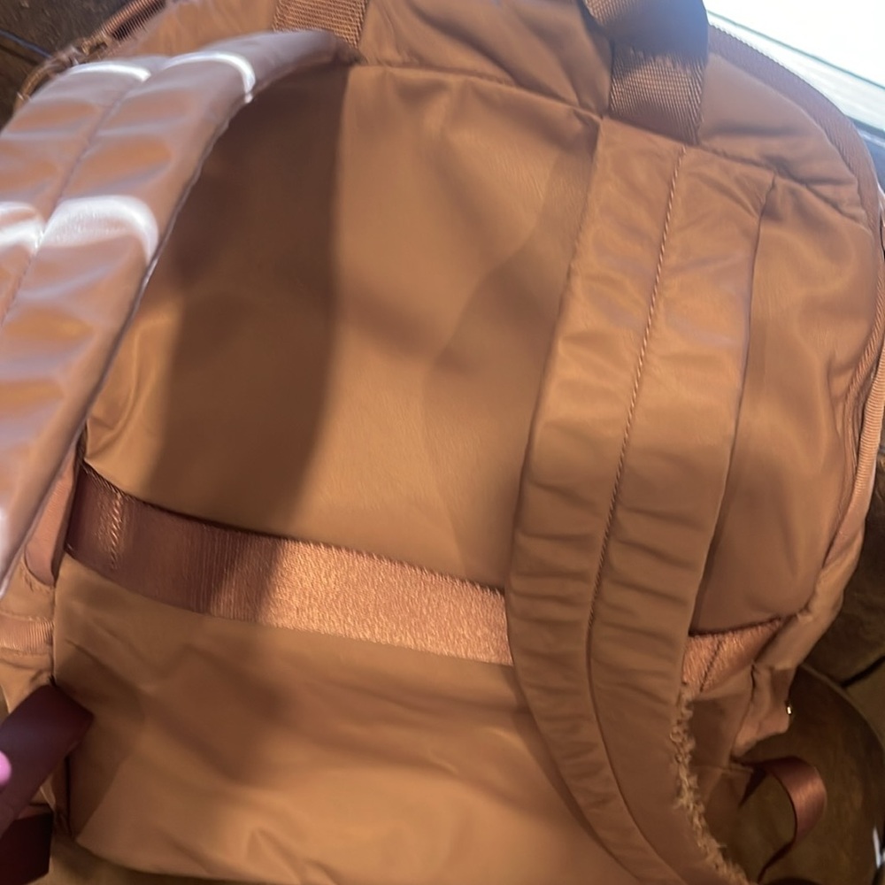 Lululemon backpack - Picture 8 of 8